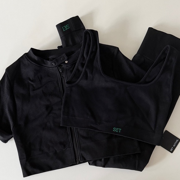 SET Active Pants - SET Active 3-Piece SCULPTFLEX Onyx/Flash Limited Edition Moto Set - NWT/NWOT